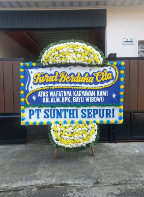 Papan Bunga Duka di Permata Kecubung
