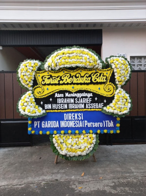 Papan Bunga Duka di Permata Kecubung