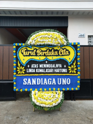 Papan Bunga Duka di Permata Kecubung